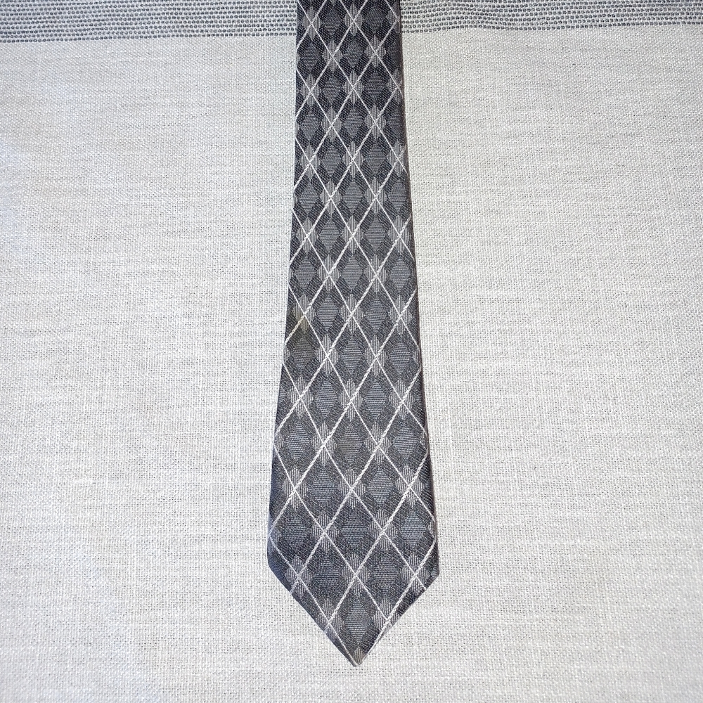 Sovereign Code Men's Tie